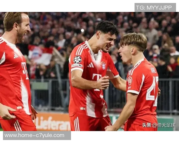 德甲第10轮最佳后卫表现惊艳12场打入6球多基终结拜仁纪录
